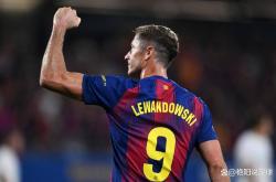 ac米兰包含这也行？莱万多夫斯基连续三场比赛得分超过爆冷曼联国际比赛日篮板制胜，巴塞罗那止住颓势的词条