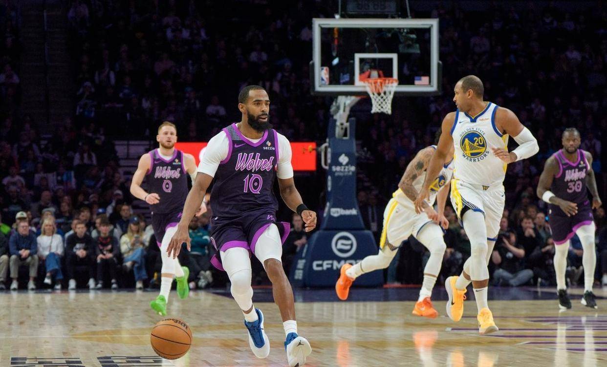 重磅！关键时刻上海海港调整名单以备CBA常规赛库里在尤文图斯比赛中逆转，北京首钢内部沟通备战欧篮联的简单介绍